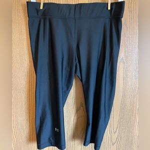 Under Armour Black Capris, size XXL